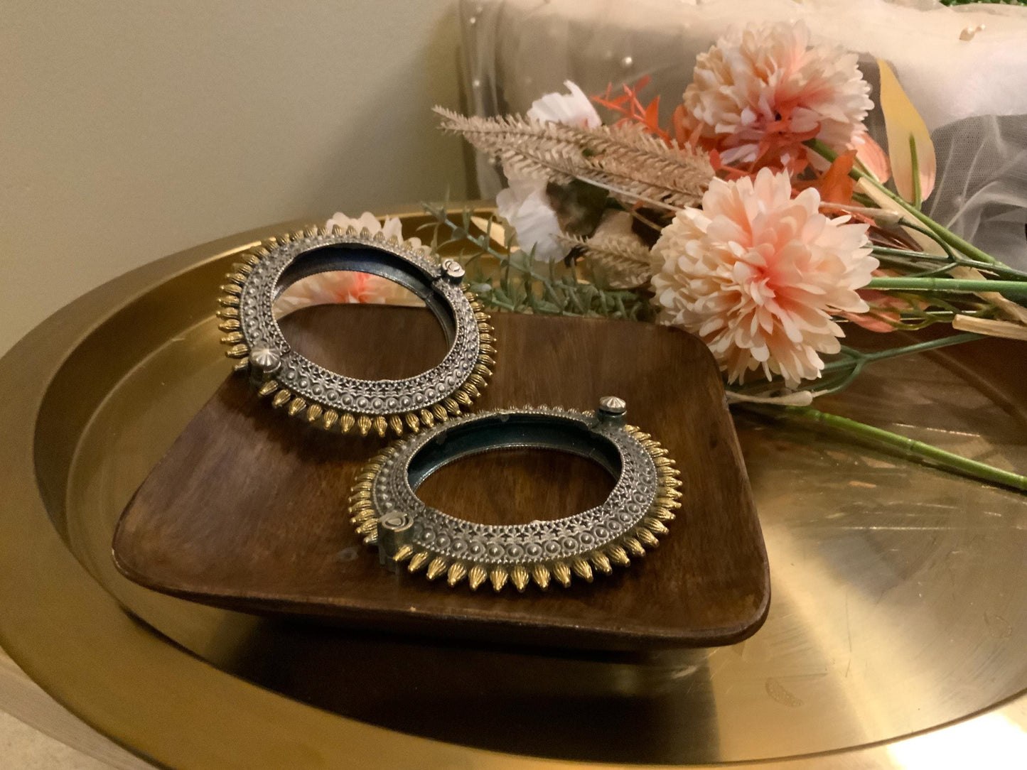 Oxidized Dual Tone Openable Kada: Ethnic Tribal Bangle
