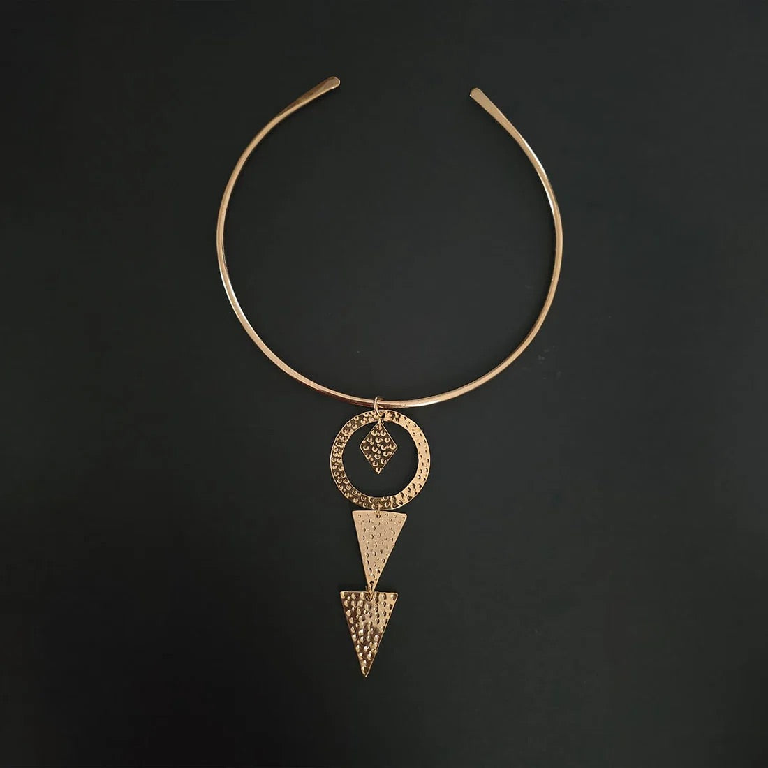 Hasli Circle Triangle Combo