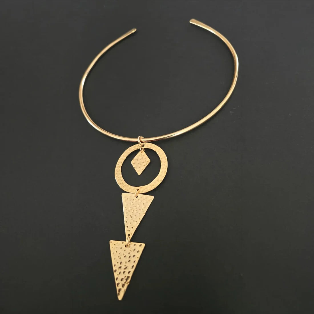 Hasli Circle Triangle Combo