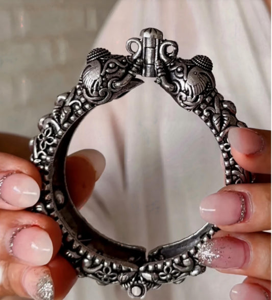 Oxidized Silver Openable Kada: Ethnic Tribal Bangle
